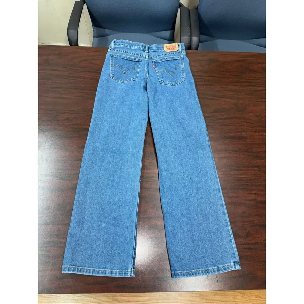 Levis lightly used